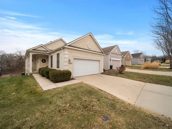 12663 S Hagan St, Olathe, KS 66062