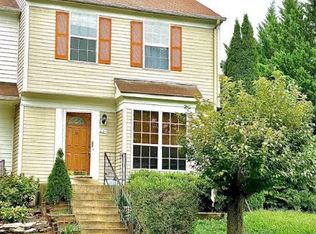864 Smartts Ln NE, Leesburg, VA 20176