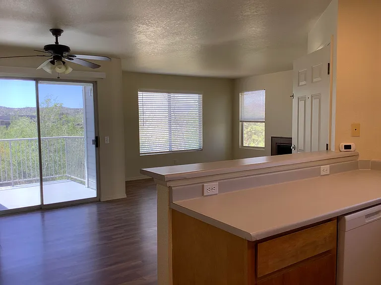604 N Bagby Dr #A — Photo 3