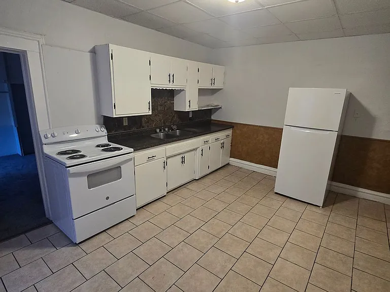 508 N Water St — Photo 12