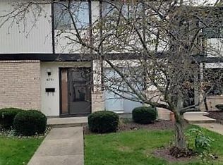 16291 Heather Ln #B3, Middleburg Heights, OH 44130