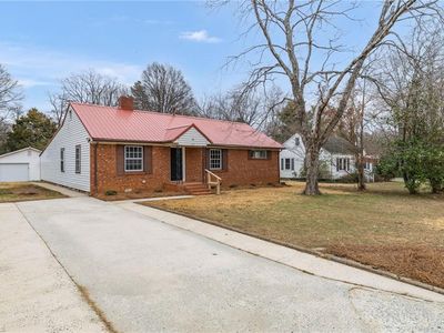 613 Wall St, Lexington, NC, 27292