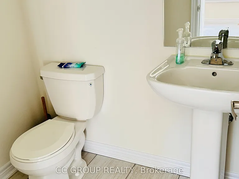 1032 Crowsnest Holw — Photo 6