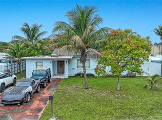 655 NW 152nd St, Miami, FL 33169