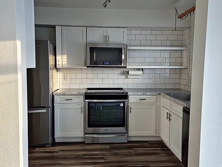 13220 Prestwick Dr — Photo 9