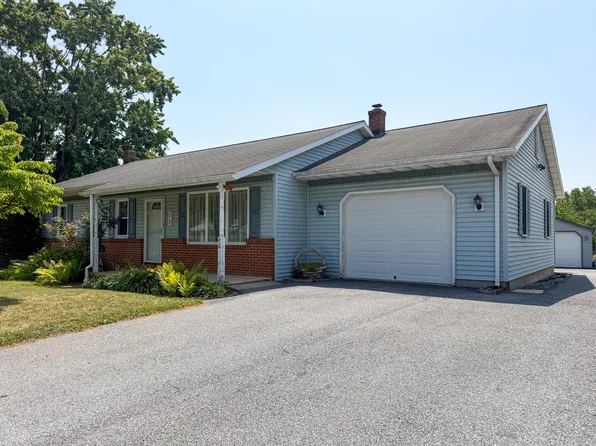 213 Hahnstown Rd, Ephrata, PA 17522