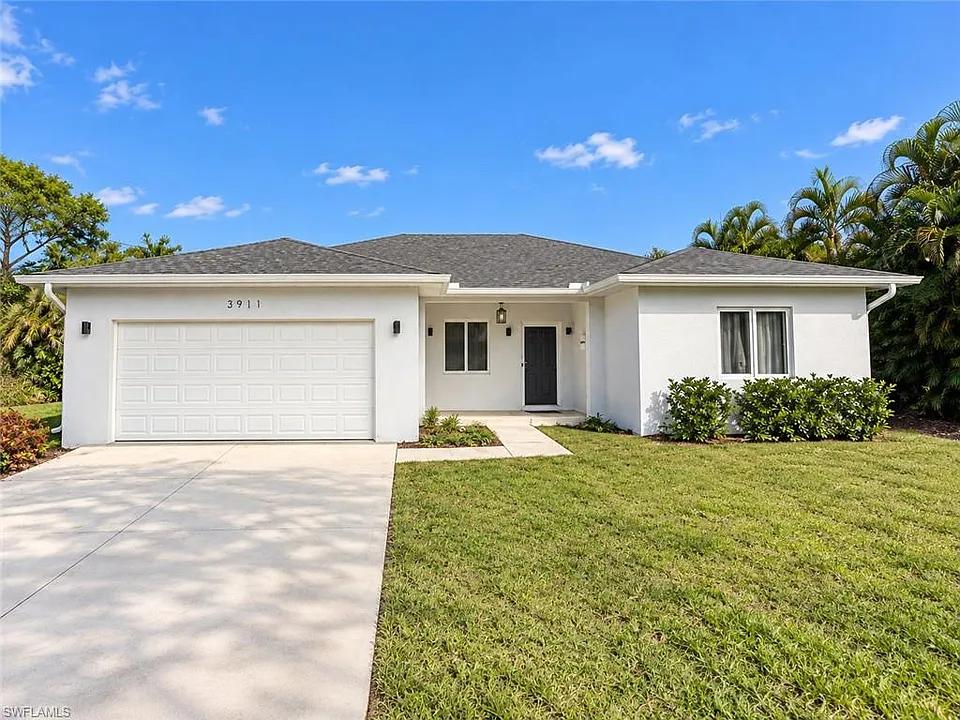 3911 NE 16th Pl