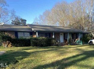 255 Elks St, Winder, GA 30680