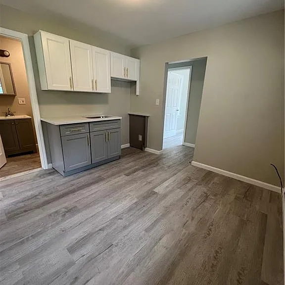 44 Highview Ter — Photo 2