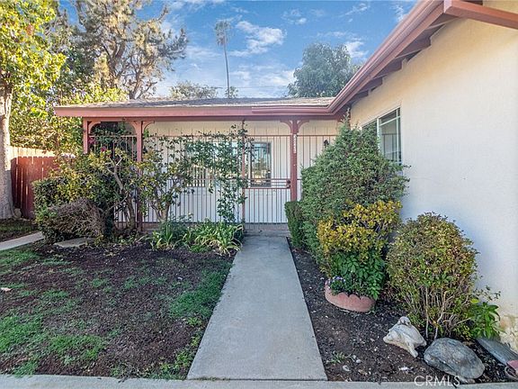 4th image of 3046 Maude St