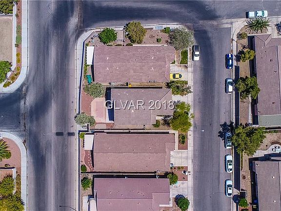 5th image of 280 Golden Shore Dr
