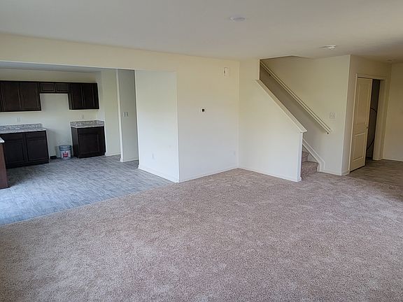 4th image of 3057 Lennon Ln