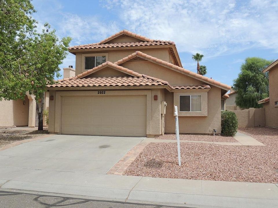 1st image of 2922 E Muirwood Dr