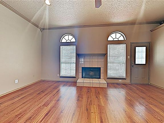 4th image of 7328 Glen Dr