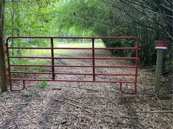 45059 Taylor Rd, Callahan, FL 32011
