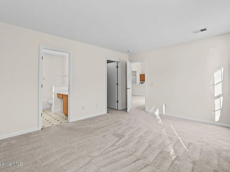 953 Wyndfall Dr SW — Photo 13