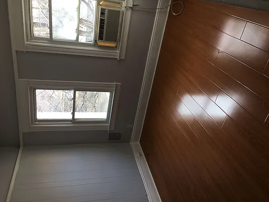 Rented by Prime Realty | media 9