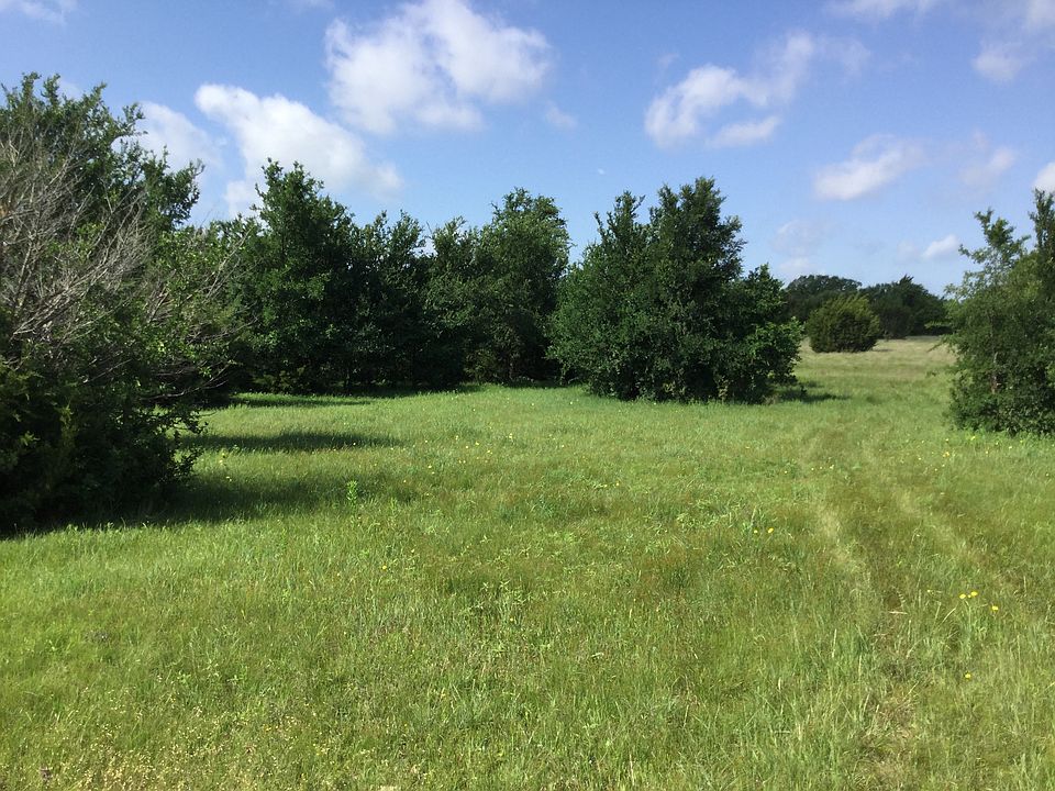 2nd image of 116 Canyon Lake Dr