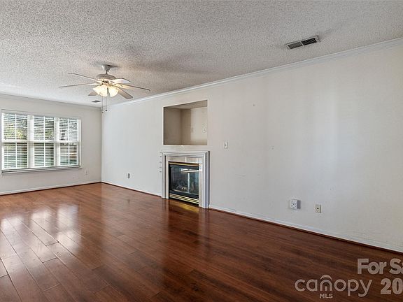3rd image of 15140 Angela Neal Rd