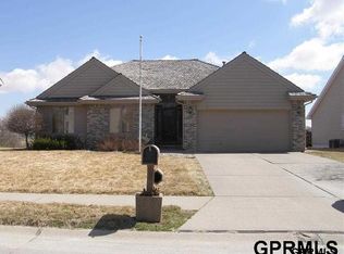 1201 Limerick Rd, Papillion, NE 68046