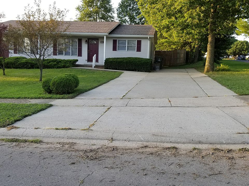 1st image of 103 Westview Ct #101