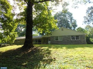 359 Lammey Rd, Honey Brook, PA 19344