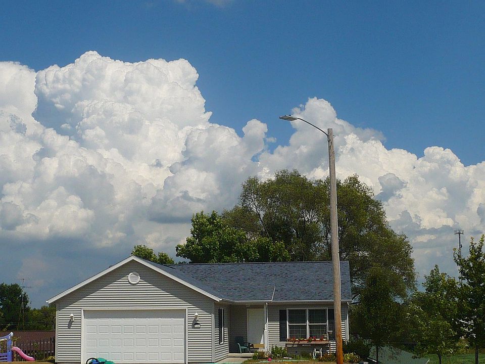 1st image of 106 Crestview Dr