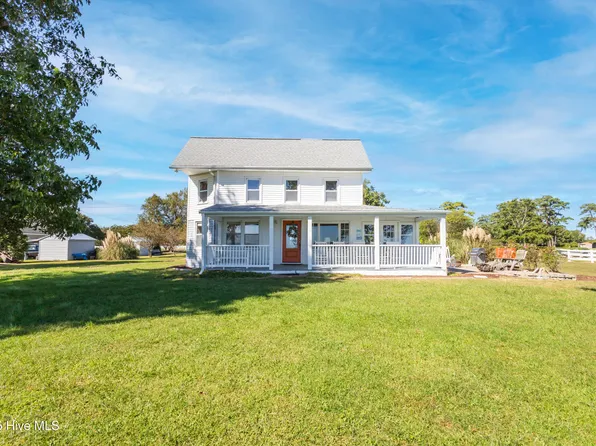 172 Lands End Road, Knotts Island, NC 27950