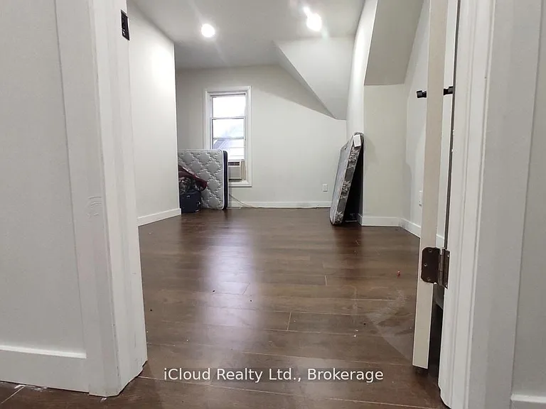 254 Tuscarora St — Photo 4