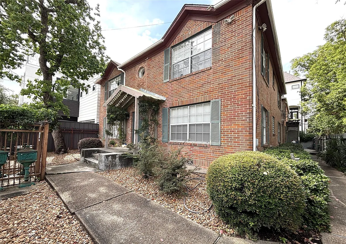 Building Photo - 1840 Branard St #2