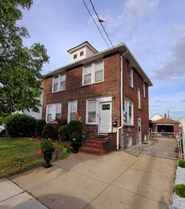 14949 Tahoe St, Jamaica, NY, 11417