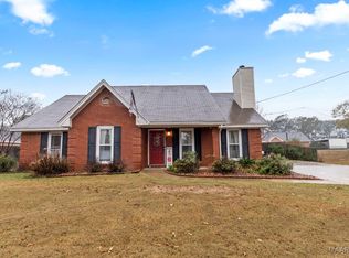 307 Old Orchard Rd, Deatsville, AL 36022