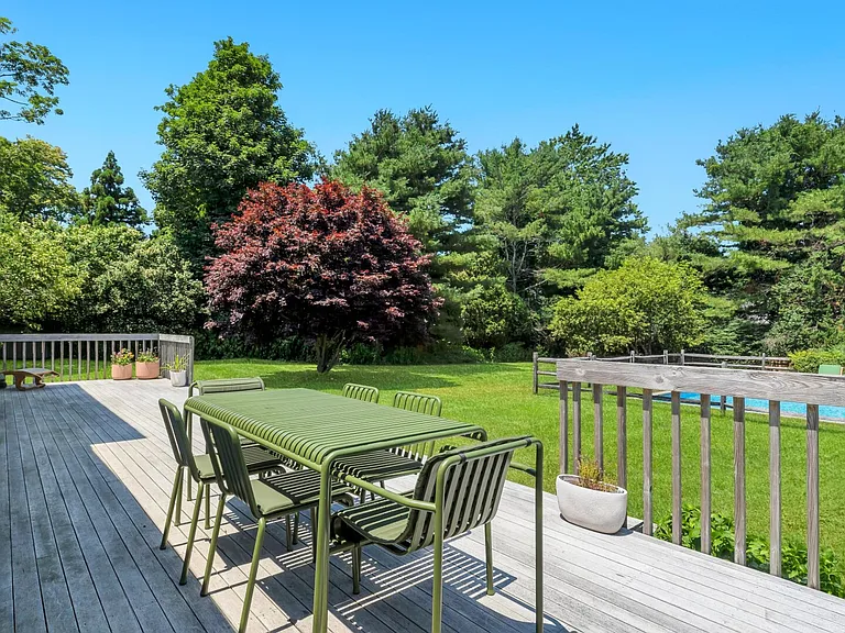 107 Seven Ponds Rd — Photo 3