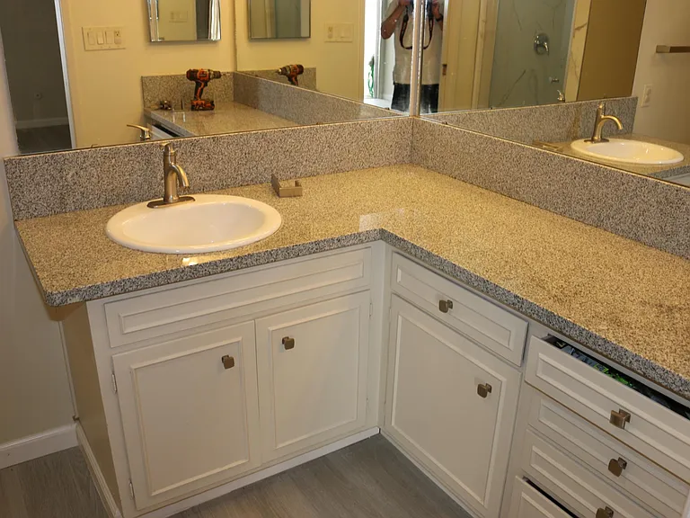 617 W Granger Ave #27 — Photo 21