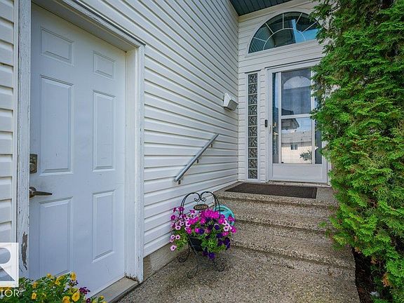 4th image of 6909 159a Ave NW