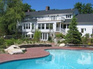 618 Main St, New London, NH 03257