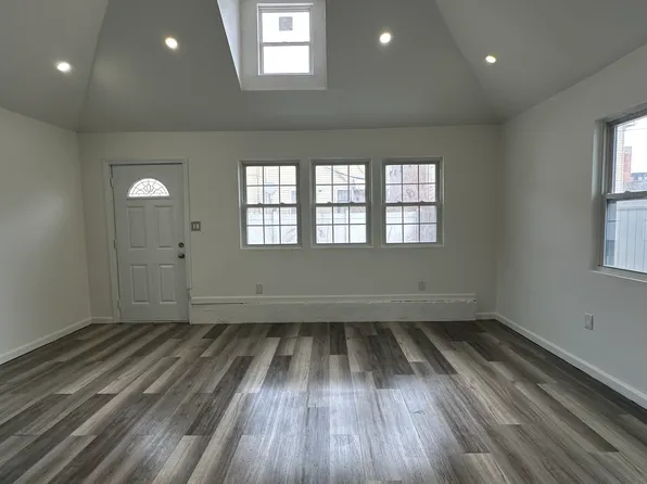 180A Beach 26 St, Far Rockaway, NY 11691