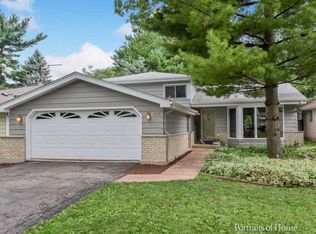 670 Sheehan Ave, Glen Ellyn, IL 60137