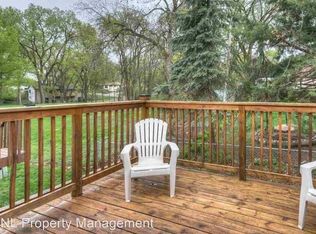 309 E 17th Ave, Bellevue, NE 68005