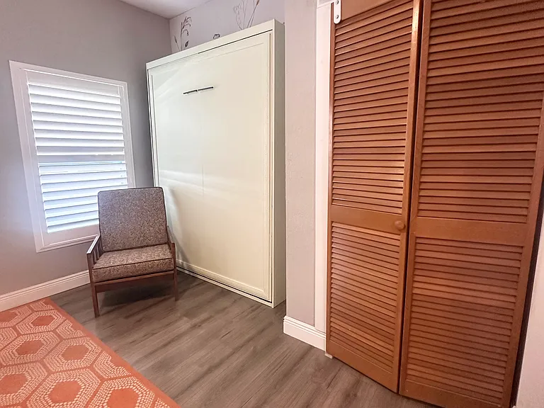 210 W Lambright St — Photo 21