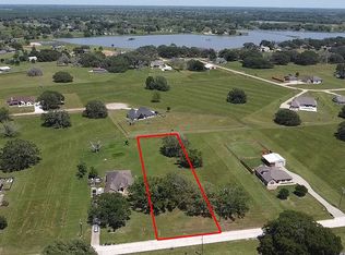 1126 Quarter Horse Trl, Angleton, TX 77515