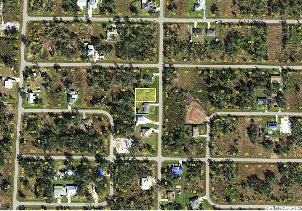 2nd image of 167 Evergreen St