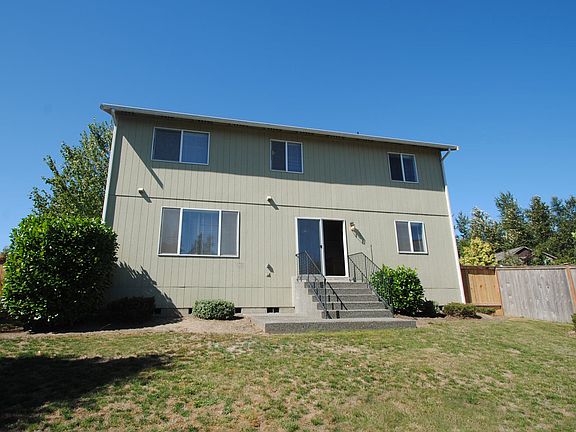 2nd image of 8306 212th Ave E