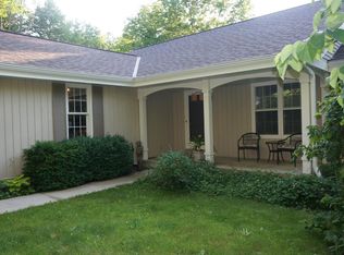 1543 Highland Ave, Hubertus, WI 53033