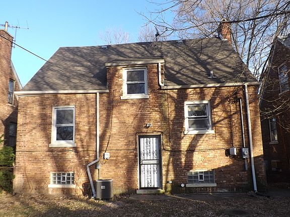 2nd image of 10106 S Oglesby Ave W
