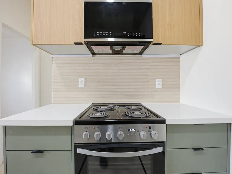 4553 North Ave #1 — Photo 3