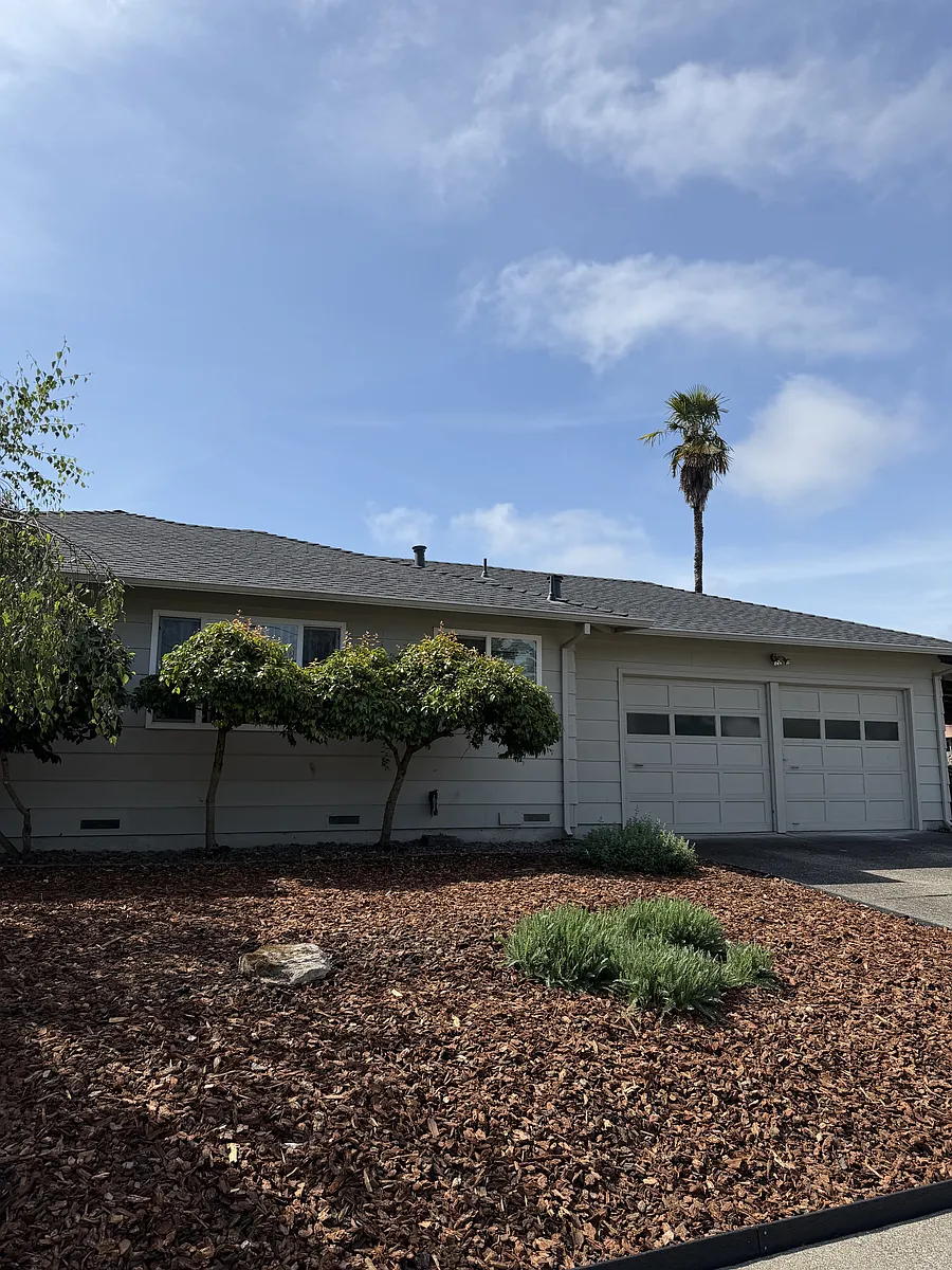 Building Photo - 1717 Tisserand Dr
