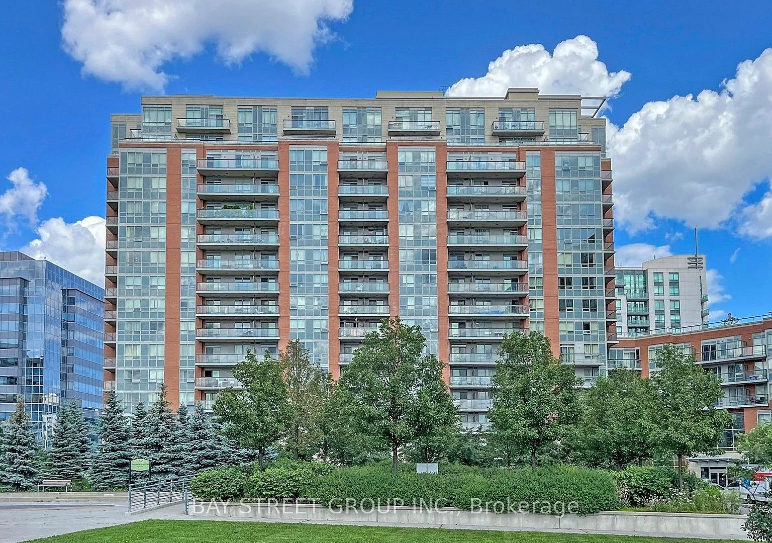 2 bed, $2,850 — Photo 1