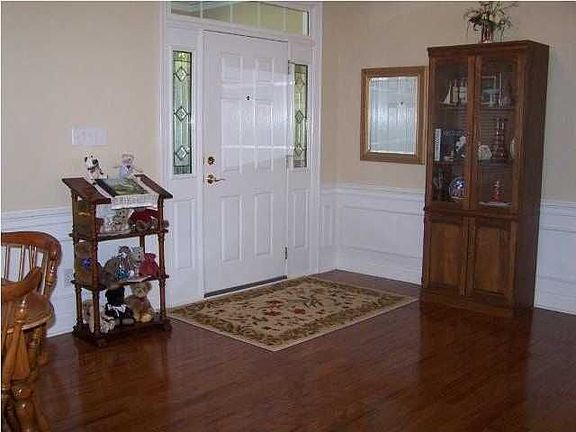 3rd image of 1916 Regalwood Dr