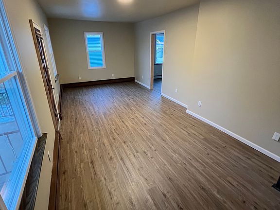 3rd image of 262 E 8th St